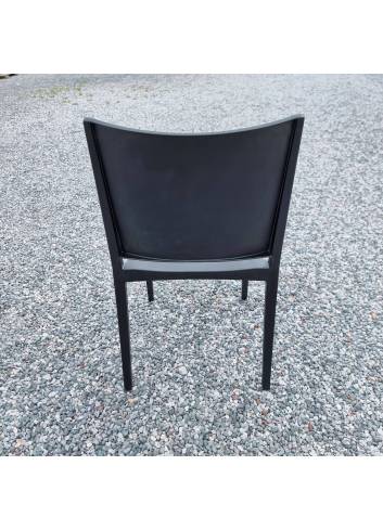 chaise Corbion noire
