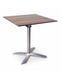 Table Tilburg avec plateau Warm Oak et structure inox