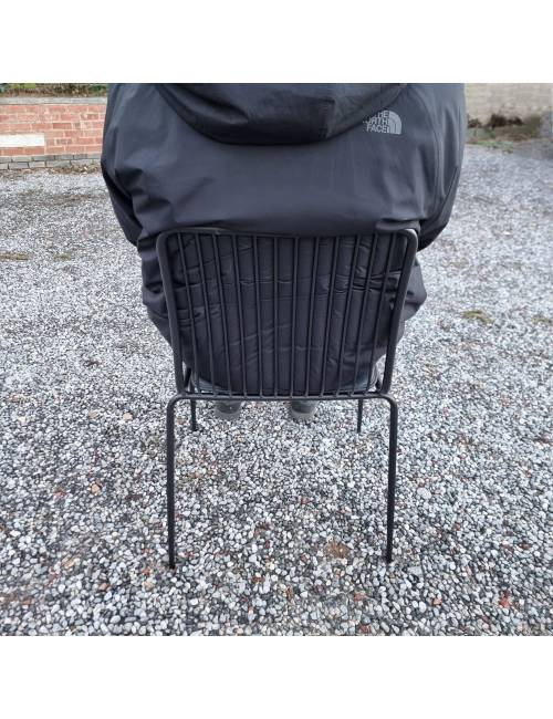 Cazac stackable chair