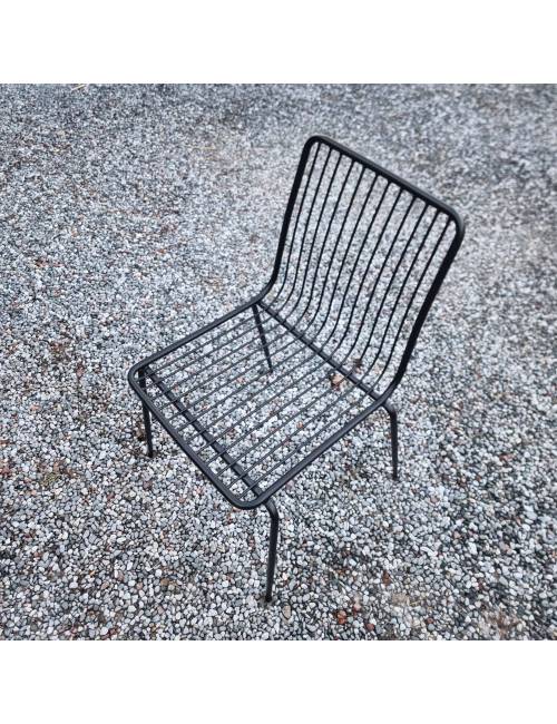 Cazac stackable chair