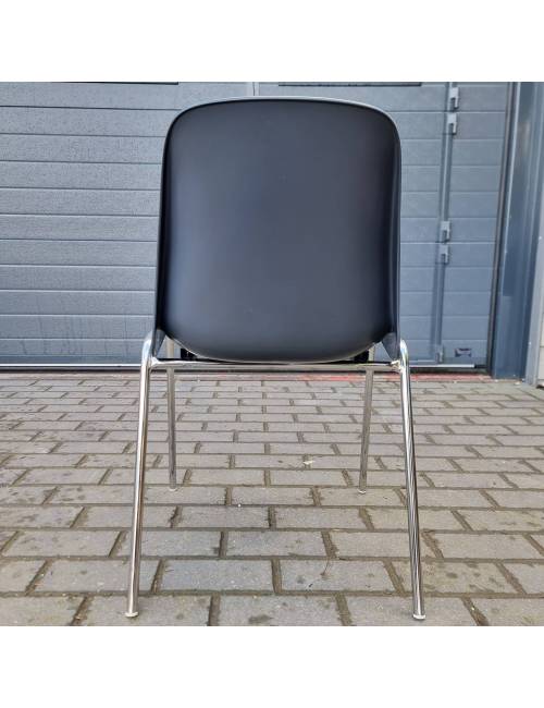 Cuzy stacking chair