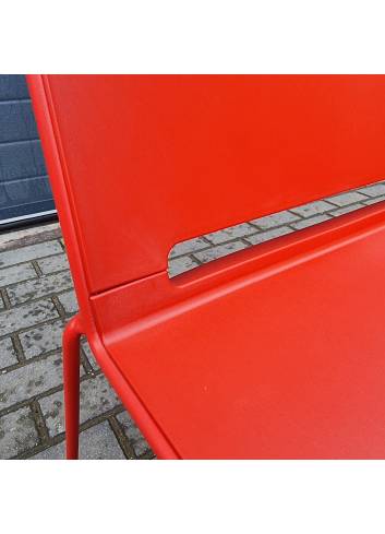 détails chaise Filo rouge